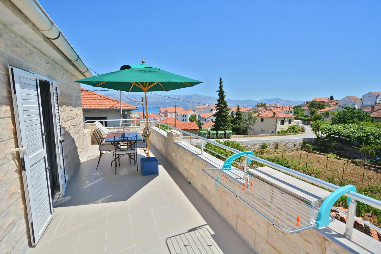 Villa Casablanca Supetar Extérieur photo